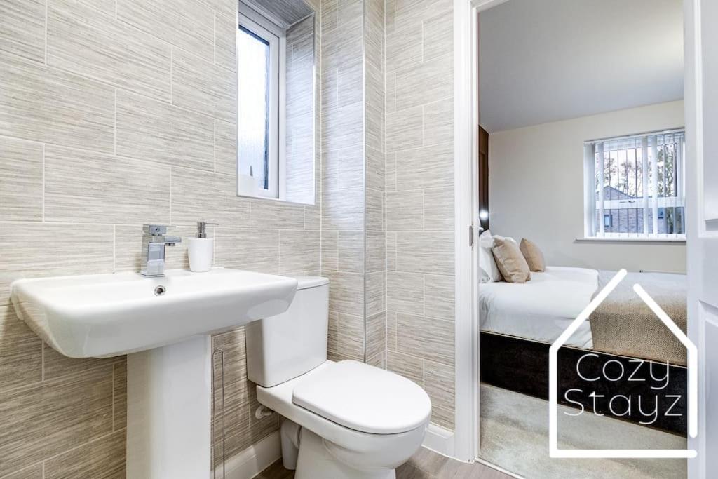 Newly Stunning City Centre Home By Cozy Stayz Birmingham Esterno foto